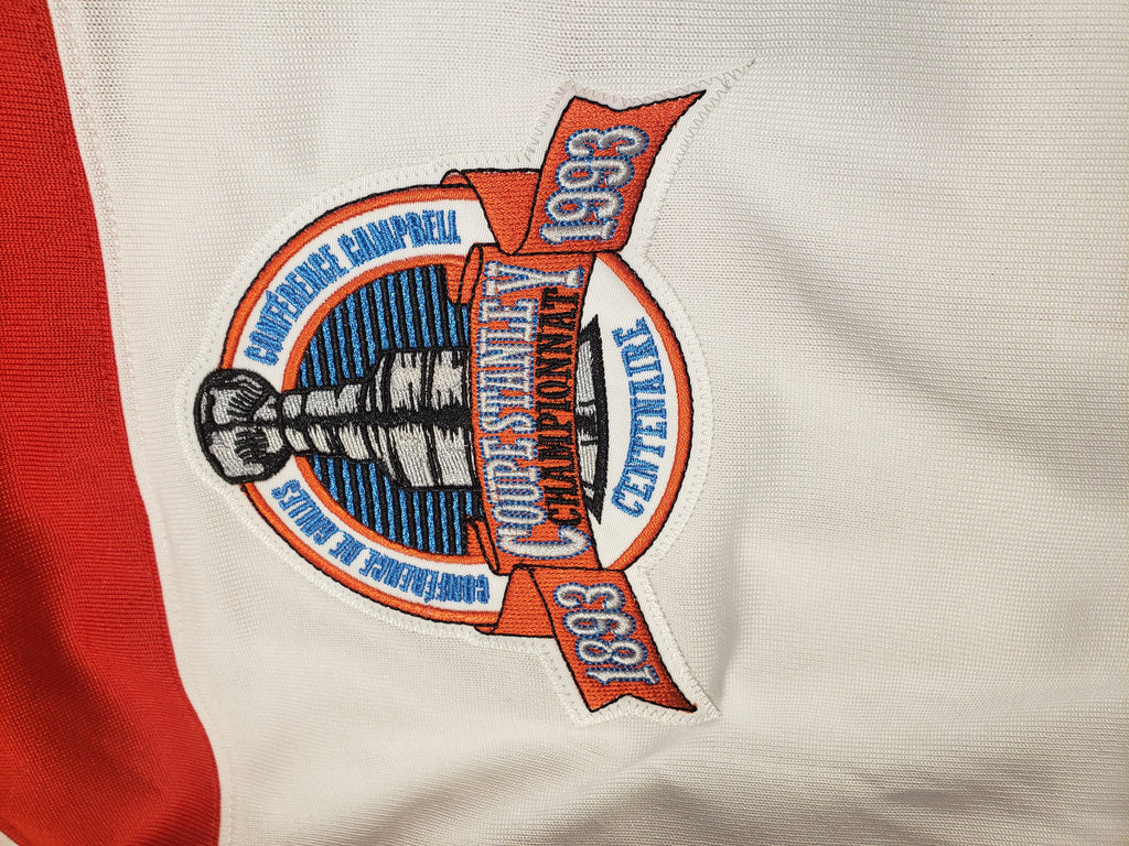 Patrick Roy Montreal Canadiens NHL Mitchell & Ness White Authentic Autographed Jersey Upper Deck Authenticated product image